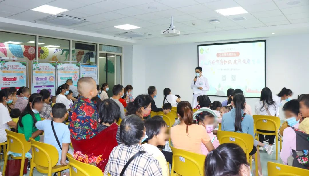 各殘聯(lián)攜手保山安利醫(yī)院開展隆陽區(qū)第六次全國殘疾預(yù)防日宣傳活動(dòng)