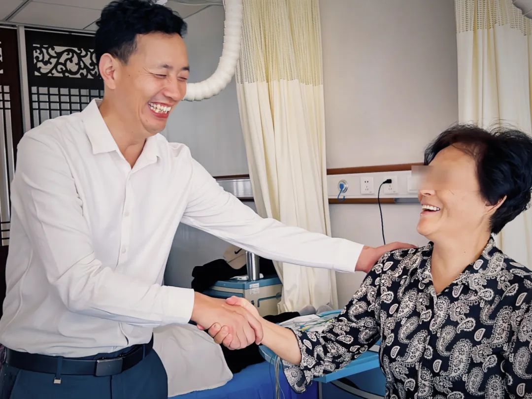 【保山安利醫(yī)院】提質(zhì)量、促發(fā)展——貴港東暉醫(yī)院張新斐院長蒞臨我院指導