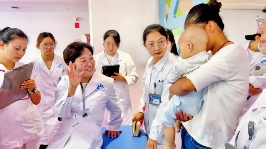 云南省康復醫(yī)學會“精準康復基層行”活動走進保山安利醫(yī)院，共筑健康基石