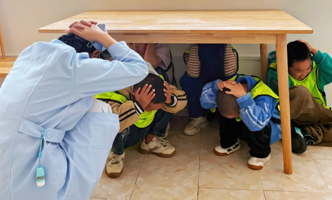 以練筑防，臨